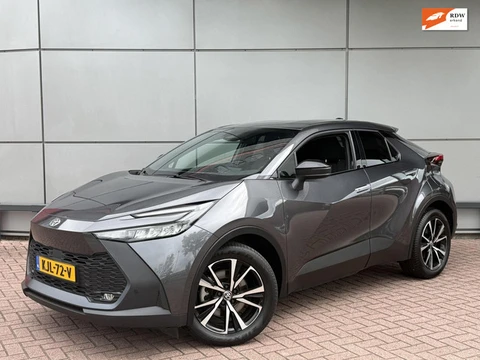 Toyota C-HR 2.0 Plug-in Hybrid 220 Dynamic | Camera | Stoel & Stuurverwarming | Navigatie | PHEV |