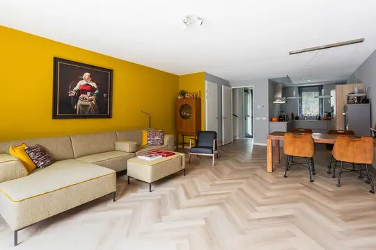 Woning aan de Dr. Jan Schoutenlaan te Maassluis