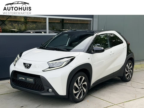 Toyota Aygo X 1.0 VVT-i MT Play Camera Apple Carplay Lichtmetalen velgen Climate Control