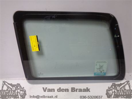 Chrysler Voyager 1987-1995 Zijruit links achter
