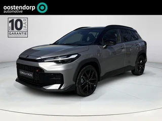 Toyota Corolla Cross Hybrid 180 GR Sport **METALSTREAM GREY/ GR SPORT PLUS PACK/ DIRECT LEVERBAAR**
