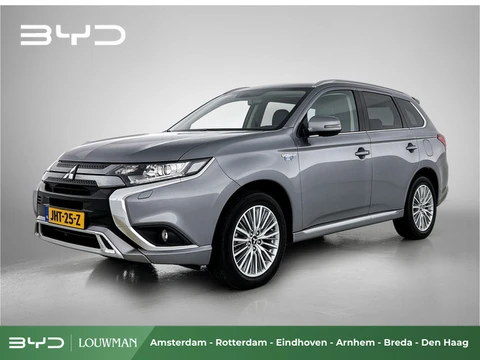 Mitsubishi Outlander 2.4 PHEV Pure+ | 18" Lichtmetaal | Camera achter | Navigatie | inclusief 12 maa
