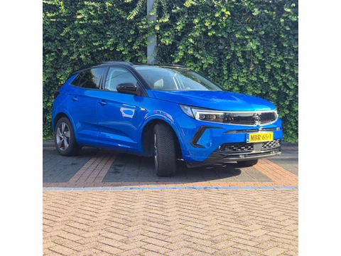 Opel GRANDLAND GSe 1.6 Hybrid4 300 pk | 4x4 | Alcantara | ACC | Camera