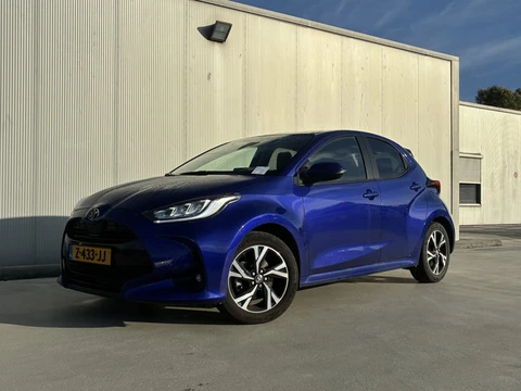 Toyota Yaris 1.5 Hybrid 115 First Edition Automaat | Navigatie | Achteruitrijcamera | Cruise control
