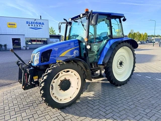 New Holland T5050 Kruip, Shuttle