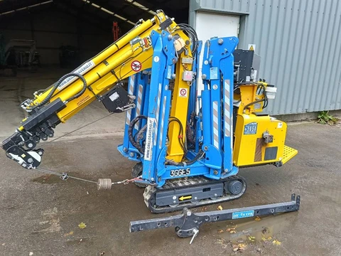 Kegiom 350 4E hybride minicrane maeda jekko 2,400