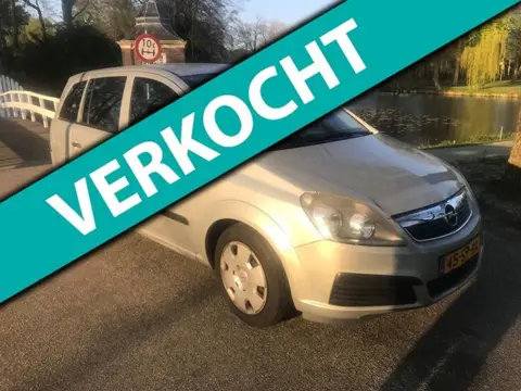 Opel Zafira 1.6 Business Mooie auto rijdt en schakelt perfect