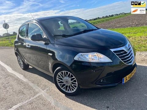 Lancia Ypsilon 0.9 TwinAir Silver / 112.000 nap! 2013