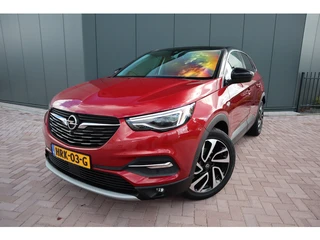 Opel Grandland X 1.2 Turbo Business Executive Automaat Panoramadak Lederen comfort stoelen Stoelverw