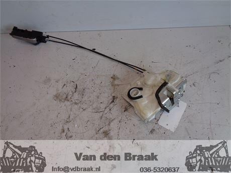 Suzuki Splash 2008-2015 Links voor deurslot met cv