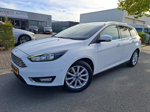 Ford Focus Wagon 1.5 Titanium CLIMA/CRUISE/NAVI/CAMERA!