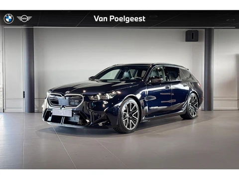 BMW M5 Touring M5 | M Driver's Pack | Bowers & Wilkins | Stoelventilatie | Iconic Glow | Trekhaak |