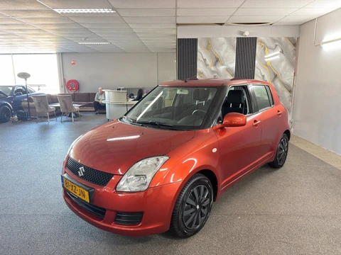 Suzuki Swift 1.3 Cool Apk Nieuw,Dealer-onderhouden,Airco,Carplay,Bluetooth,N.A.P,Trekhaak,Topstaat!!