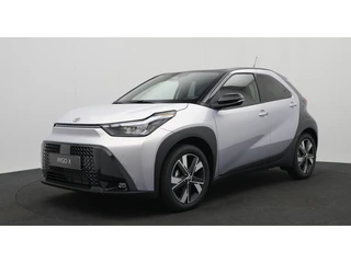 Toyota Aygo X Hybrid 115 pulse Automaat ** Stoelverwarming ** Camera ** Carplay ** Keyless