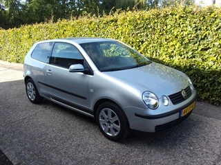 Volkswagen Polo 1.4-16V Comfortline AIRCO MOOIE AUTO