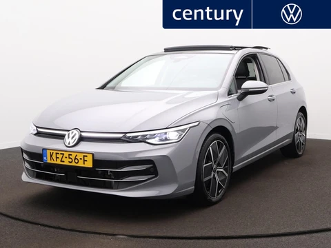 Volkswagen Golf 1.5 eHybrid Style Edition | Panodak | Camera | ACC | Elek. Stoel | IQ-Light |