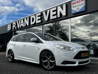 Ford FOCUS Wagon 2.0 EcoBoost ST-3 250pk 6-bak | Full Options | Recaro | Leder | Camera | Lane | BLI
