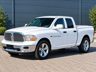 Dodge Ram 1500 SPORT 4X4 QUAD CAB. 5,7LTR V8 AUT. KOP REVISIE GEHAD!!!!