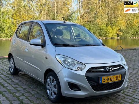 Hyundai I10 1.2 i-Vision VOL AUTOMAAT 1e eigenaar cruise control airco elektrische ramen parkeersens