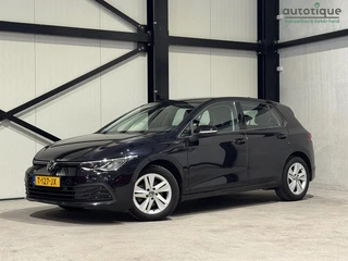 Volkswagen Golf 1.0 eTSI Life | navi | led | carplay | stoelverwarming |