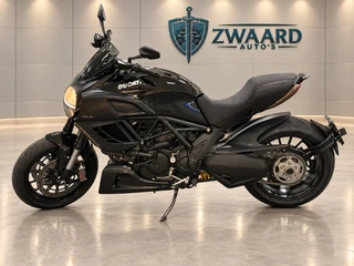 Ducati Tour Diavel Carbon l Alarm l Desmo l Grote beurt l Volledig onderhouden l Rijdt & Schakelt ze