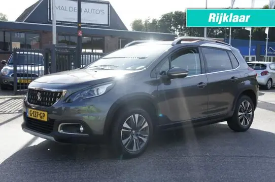 PEUGEOT 2008 1.2 PURETECH ALLURE NAVI/PANO/APPLECARPLAY-ANDROIDAUTO/LEDER/CRUISE/CAM/PDC PERFECTE STAAT