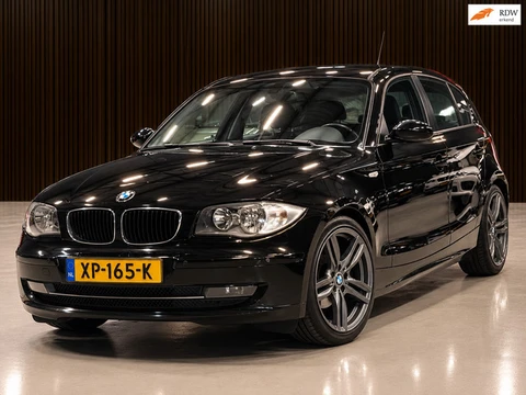 BMW 1-serie 118i AUTOMAAT AIRCO/ISOFIX/PDC/REM HENDEL | NETTE AUTO !