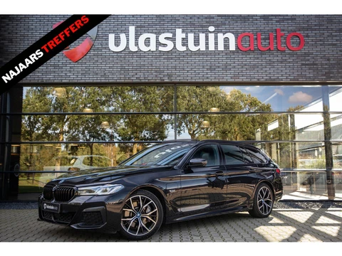 BMW 5 Serie Touring 530e High Executive M-Sport , SOH 85%, Pano, Laser, Head-up Display, 360-camera
