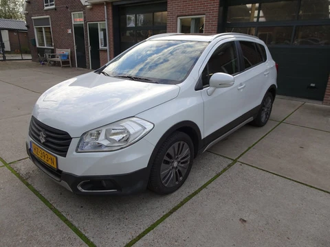 Suzuki SX4 S-Cross 1.6 Exclusive