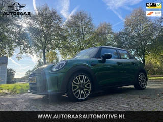 Mini 5-Deurs 1.5 Cooper Business Edition **NW APK** AUTOMAAT+NLAUTO+1EIG+1/2LEDER+FULL LED+NAVIGATIE