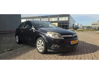 Opel Astra GTC 1.6 Temptation