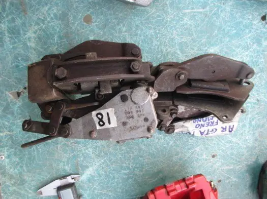 Rear brake calipers with handbrake for Alfa Romeo Gta