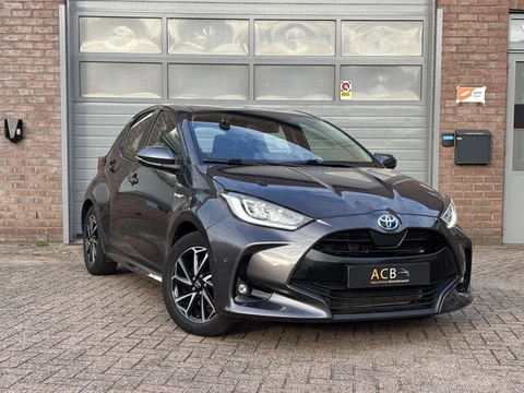 Toyota Yaris 1.5 Hybrid Dynamic Achteruitrijcamera / Cruise control / Keyless entry.