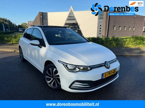 Volkswagen Golf 2.0 TDI Active Business | Automaat | Panorama dak | Digitaal Cockpit | Camera | IQ L