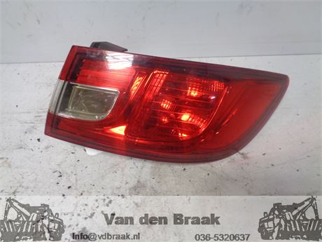 Renault Clio IV Hatchback 2012-2015 Achterlicht rechts buitenzijde