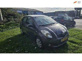 Toyota Yaris 1.3 VVTi Sol