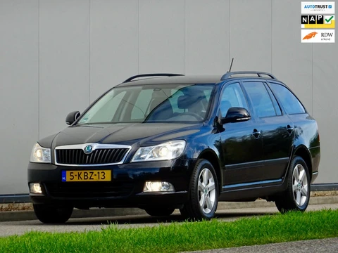 Skoda Octavia Combi 1.2 TSI Sport | Navigatie | NL | Trekhaak |