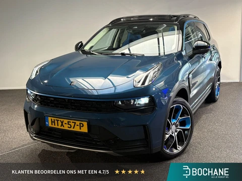 Lynk & Co 01 1.5 | Panoramadak | 360 Camera | Stoelverwarming | Trekhaak |