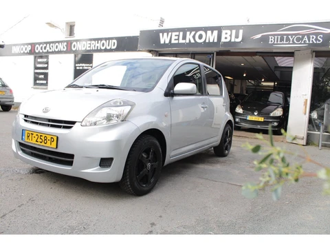 Daihatsu Sirion 2 1.3-16V Comfort / AIRCO / MultimediaScherm / Elektrische ramen
