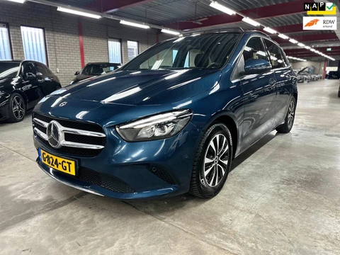 Mercedes-Benz B-klasse 180 Business Solution Plus, Pano, Org NL