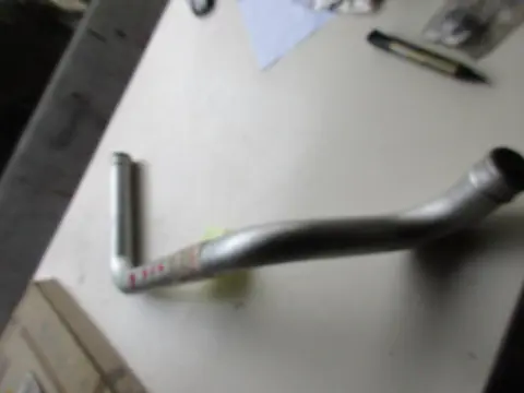 Front pipe delivery to radiator Ferrari 308