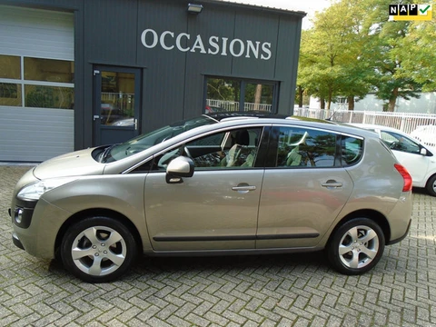 Peugeot 3008 1.6 VTi Première