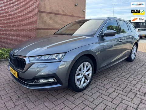 Skoda Octavia Combi 1.0 e-TSI Business Edition Plus, Led, Automaat, Carplay,