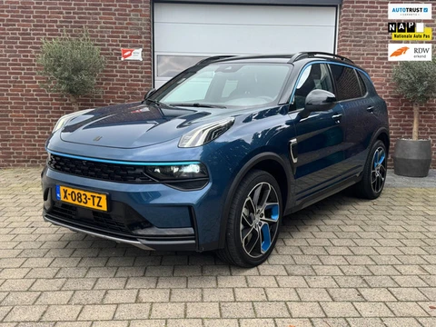Lynk & Co 01 1.5 |360camera|zwarte-hemel|NL Auto|