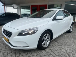 VOLVO V40 1.6 T2  120 PK  Bluetooth  PDC Onderhoudshistorie 