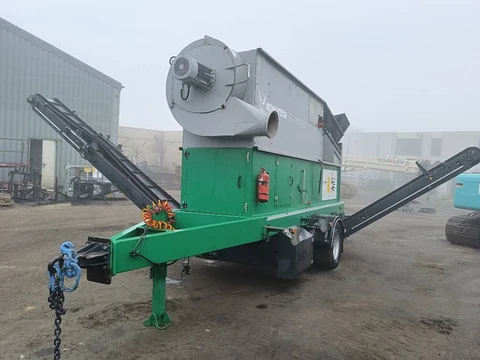 Komptech Stonefex 3000 hybrid screener blow wind wood stone