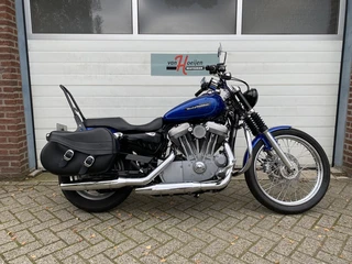 Harley-Davidson XL 883 C SPORTSTER CUSTOM (bj 2009)