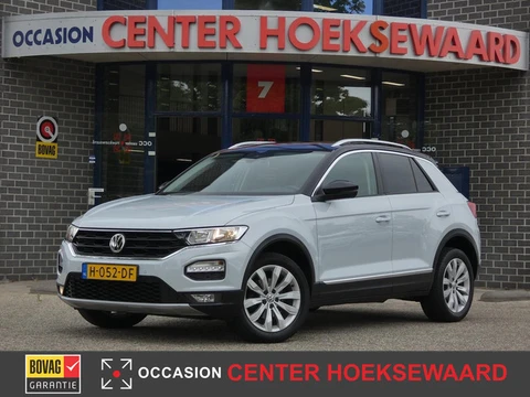 Volkswagen T-Roc 1.0 TSI Style Plus Pack | 17"inch | Two-Tone | Privacy | 2xPDC |