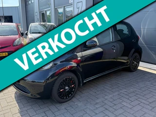Toyota Aygo 1.0 AIRCO | ELEKTR PAKKET | APK 03-27 |