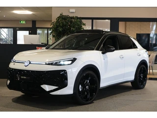 Volkswagen T-Roc 1.5 eTsi R-Line DSG 150PK Pano ACC 360CAM Head-up Trekhaak H&K Ambient